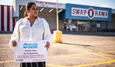 Can Chicago Businesses Refuse To Let In ICE? The Answer Is Complex