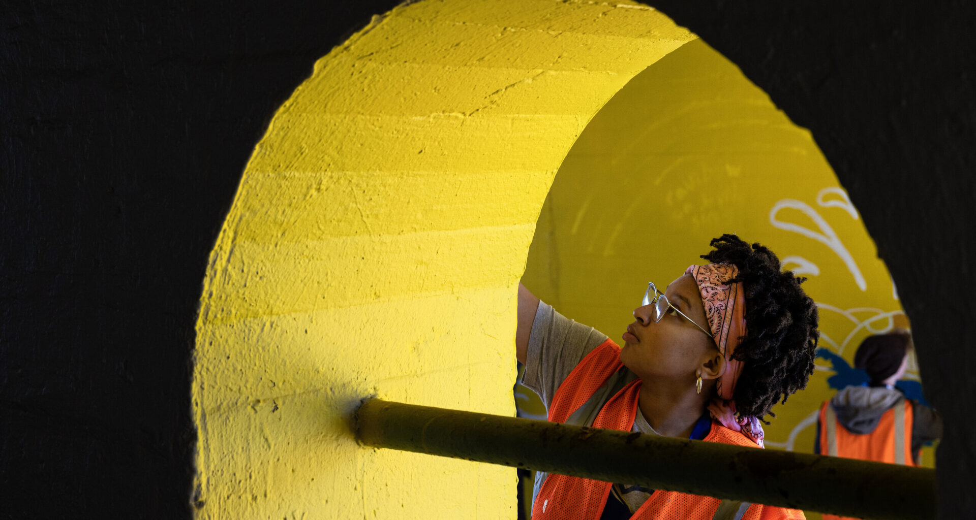 Fort Worth students bridge art, community with new mural