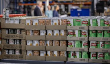 These Philly-area restaurants and grocers are giving out free food during SNAP pause