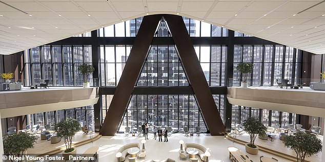 Foster Partners, the British architects of the project, worked to create a light and airy space