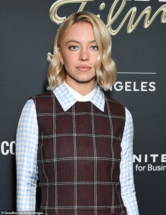 The actress was snapped as she attended the Deadline Contenders Film in Los Angeles , held at Directors Guild of America