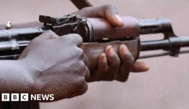 Gunmen kidnap 25 girls from Nigerian school in Kebbi state