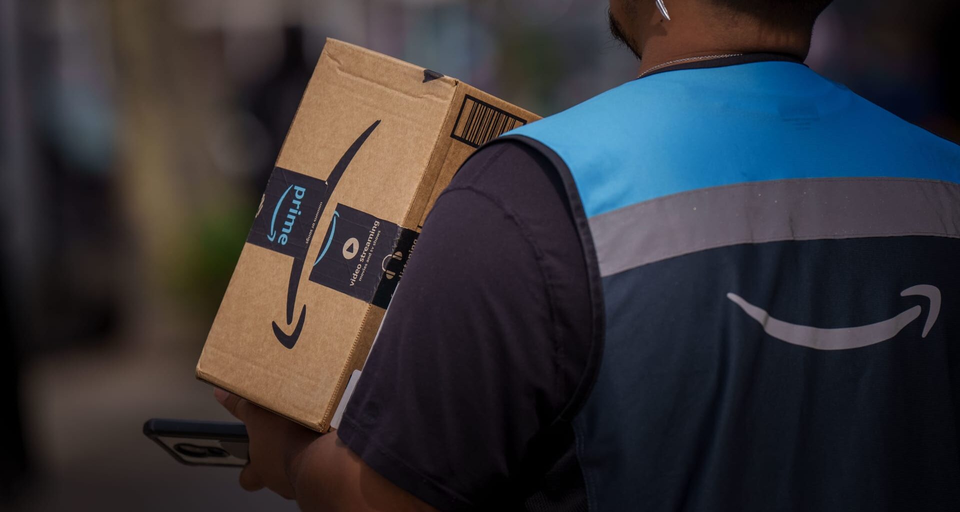 Amazon raising prices by more than Target, Walmart to meet tariffs