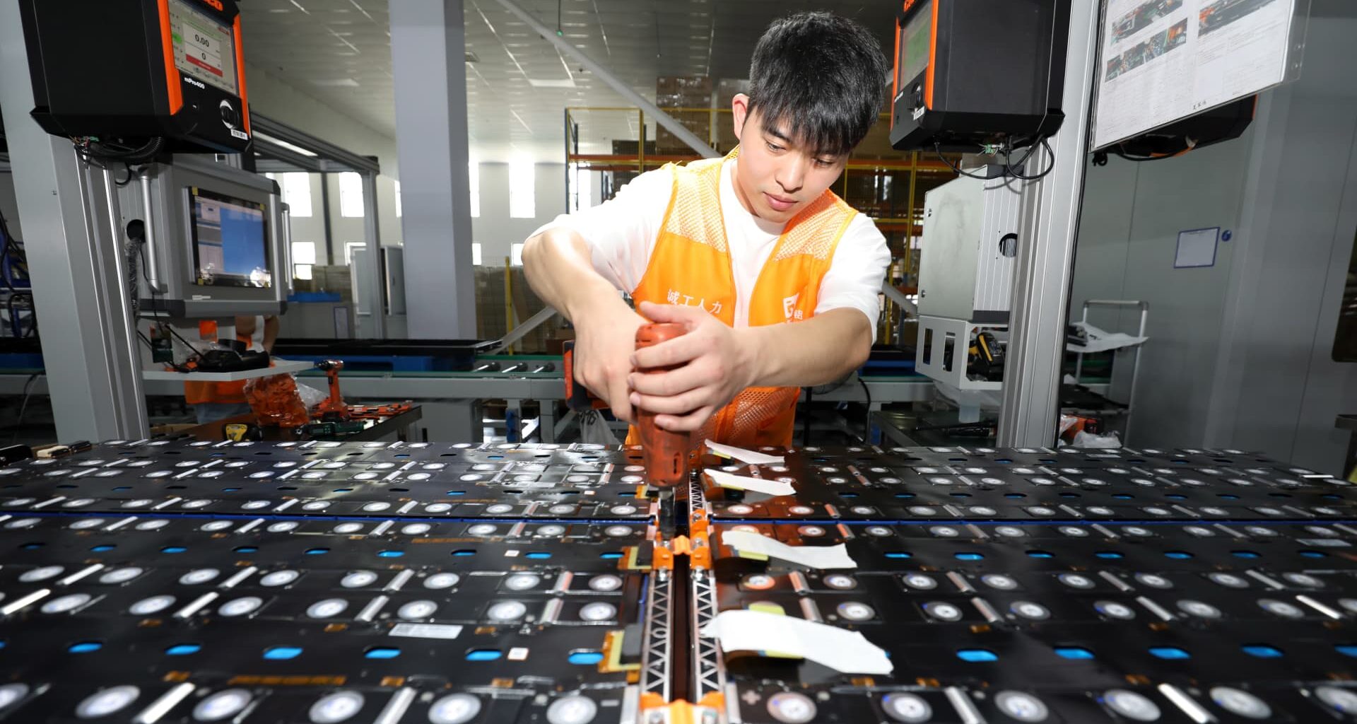 Asia-Pacific markets trade mixed as China PMI data misses expectations; Kospi leads gains