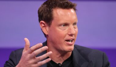 Warner Bros. Discovery targets Christmas for sale or split plans; Paramount in limbo