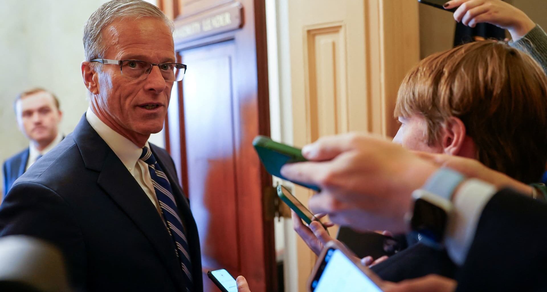 Thune promising talks government shutdown