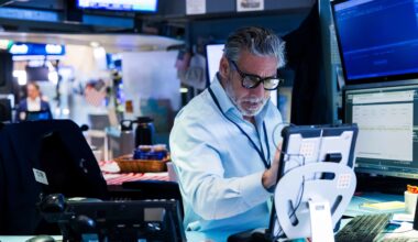 Stock market today: Live updates