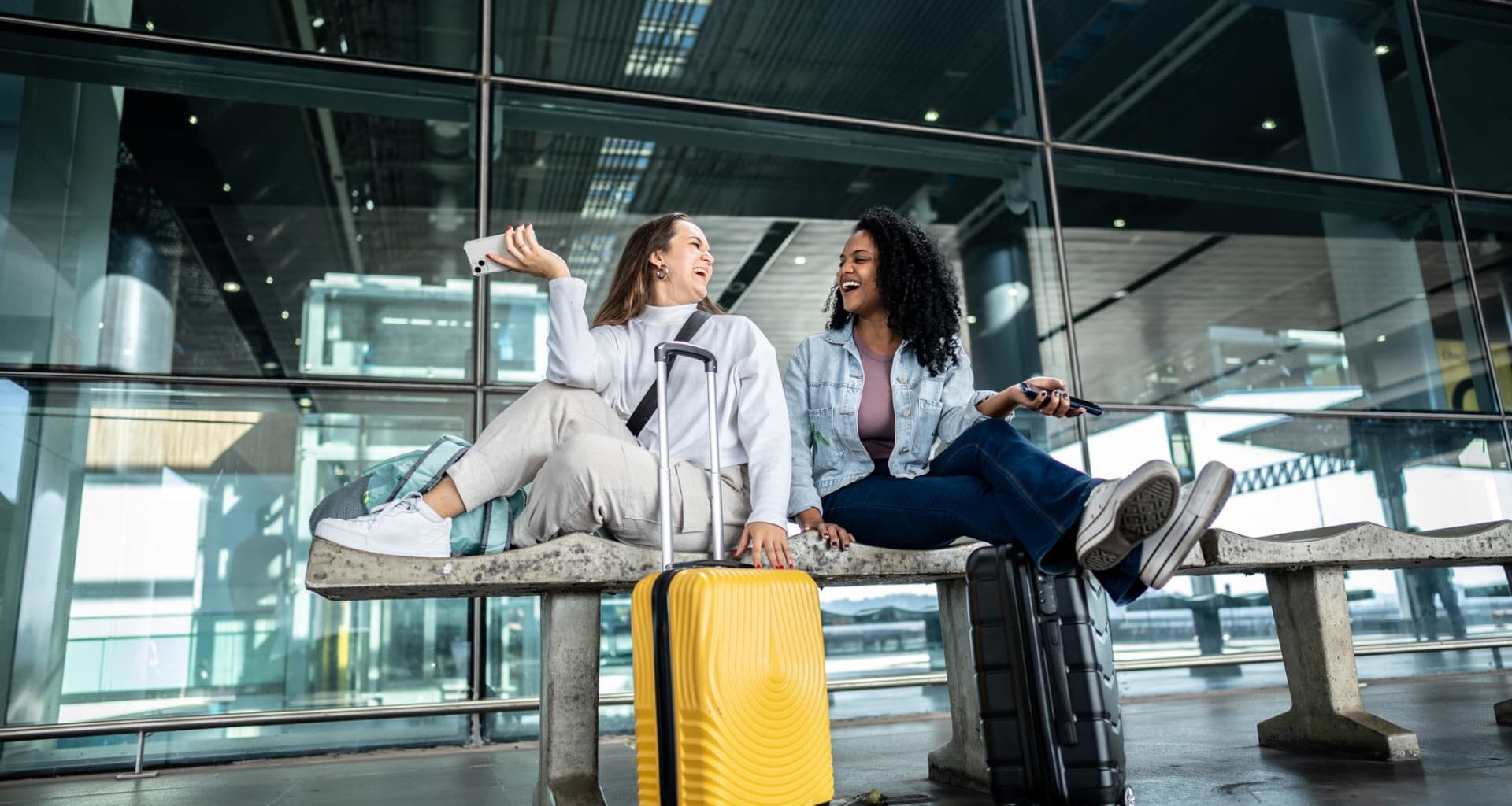 U.S. moves to tame the skies as disruptive passenger incidents reach new highs