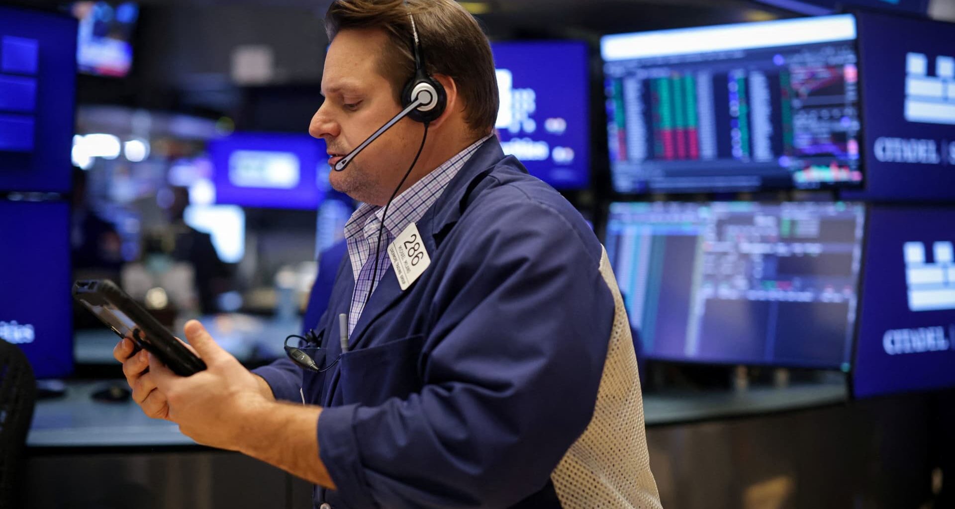 Stock market today: Live updates