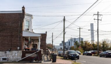 Chester trash incinerator: Philly Council staff visit facility