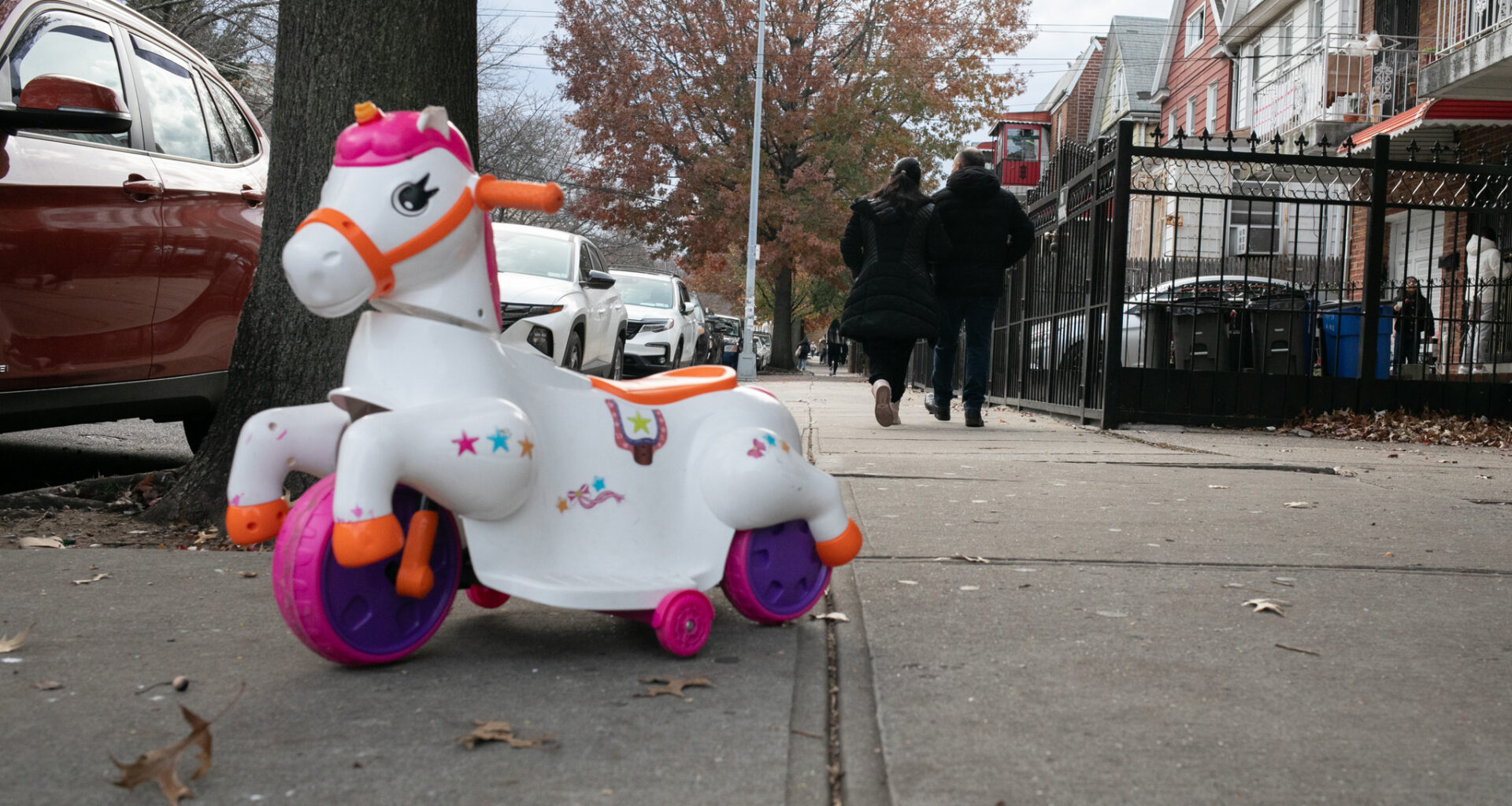 Sidewalk Arrests Seize New Yorkers in ICE’s Latest Surge