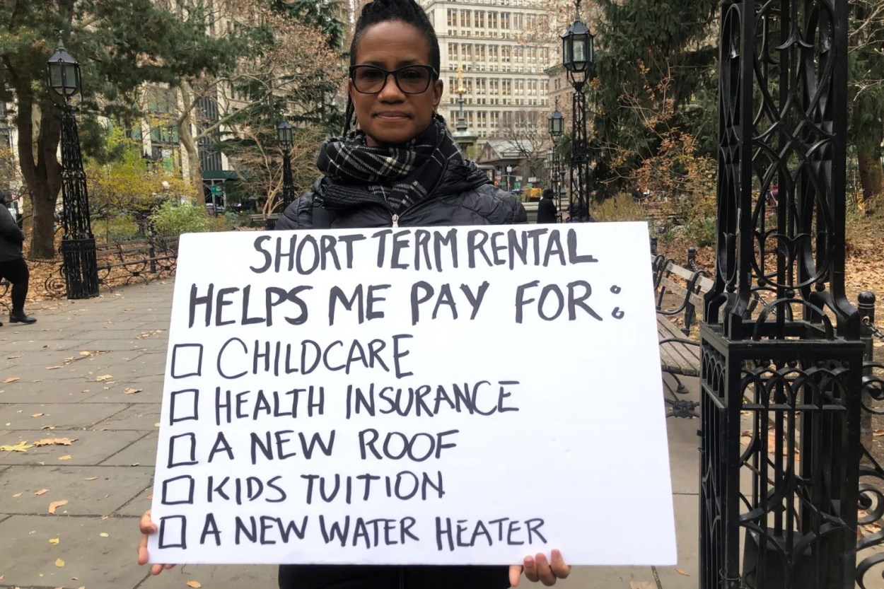 Airbnb Rally at City Hall