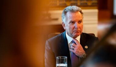 Trump backs Witkoff after leak reveals he advised top Putin aide on Ukraine deal – POLITICO