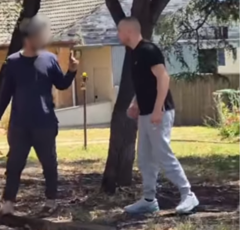 Carter ordered the man to go back to his car before leaving the scene.