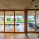 House G / Karlen + Clemente - Interior Photography, Kitchen, Wood, Door, Glass