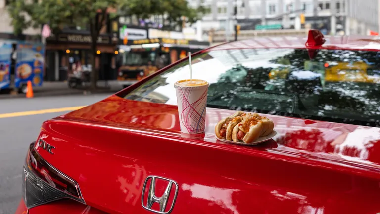 16 2025 Honda Civic Hybrid takes Broadway NYC