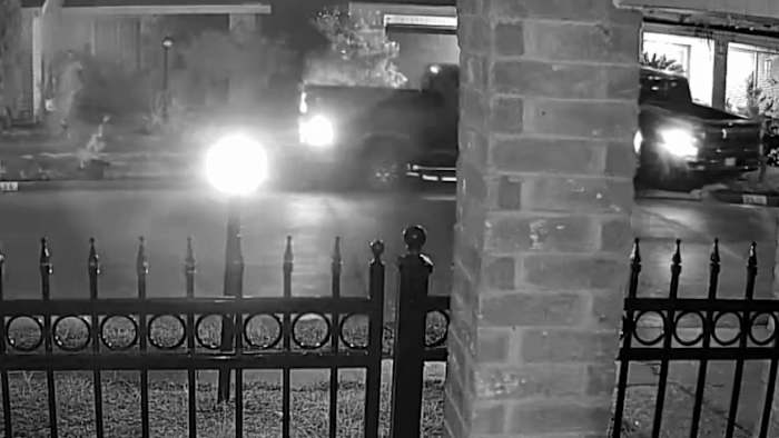 Video shows vehicle of interest tied to fatal shooting of 18-year-old man outside west Houston home