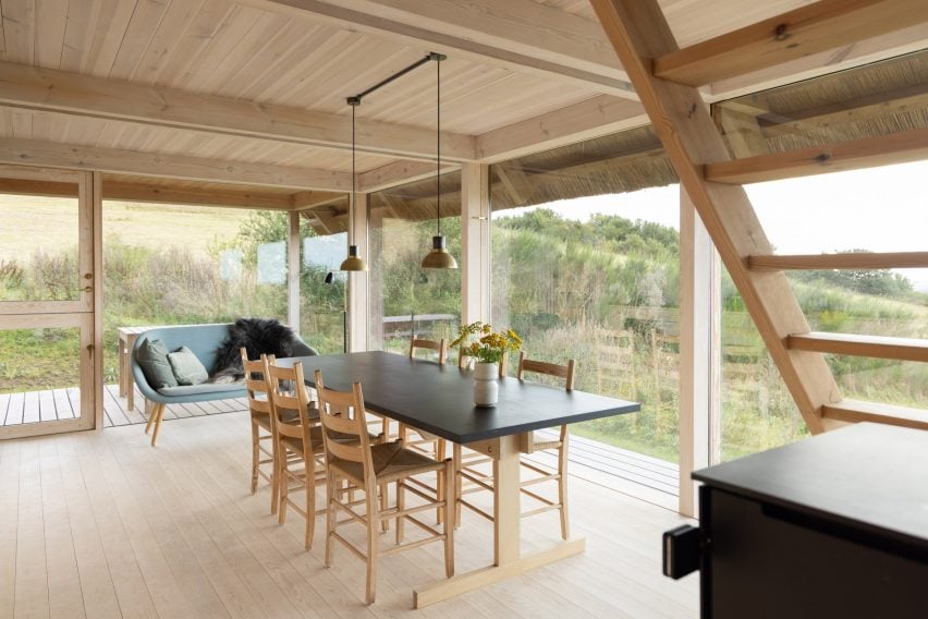 Vejrhøj summerhouse renovation by Studio Marshall Blecher and Jan Henrik Jansen Arkitekter