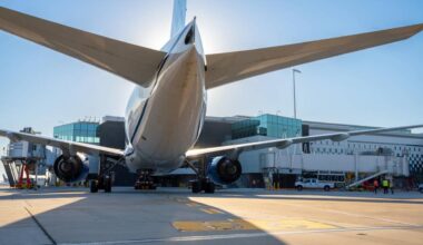 FAA reports ground delays at Houston's Bush, Hobby airports due to staffing