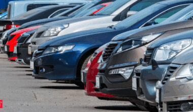 Car sales hit record high in October 2025 as festive cheer and GST cuts drive demand