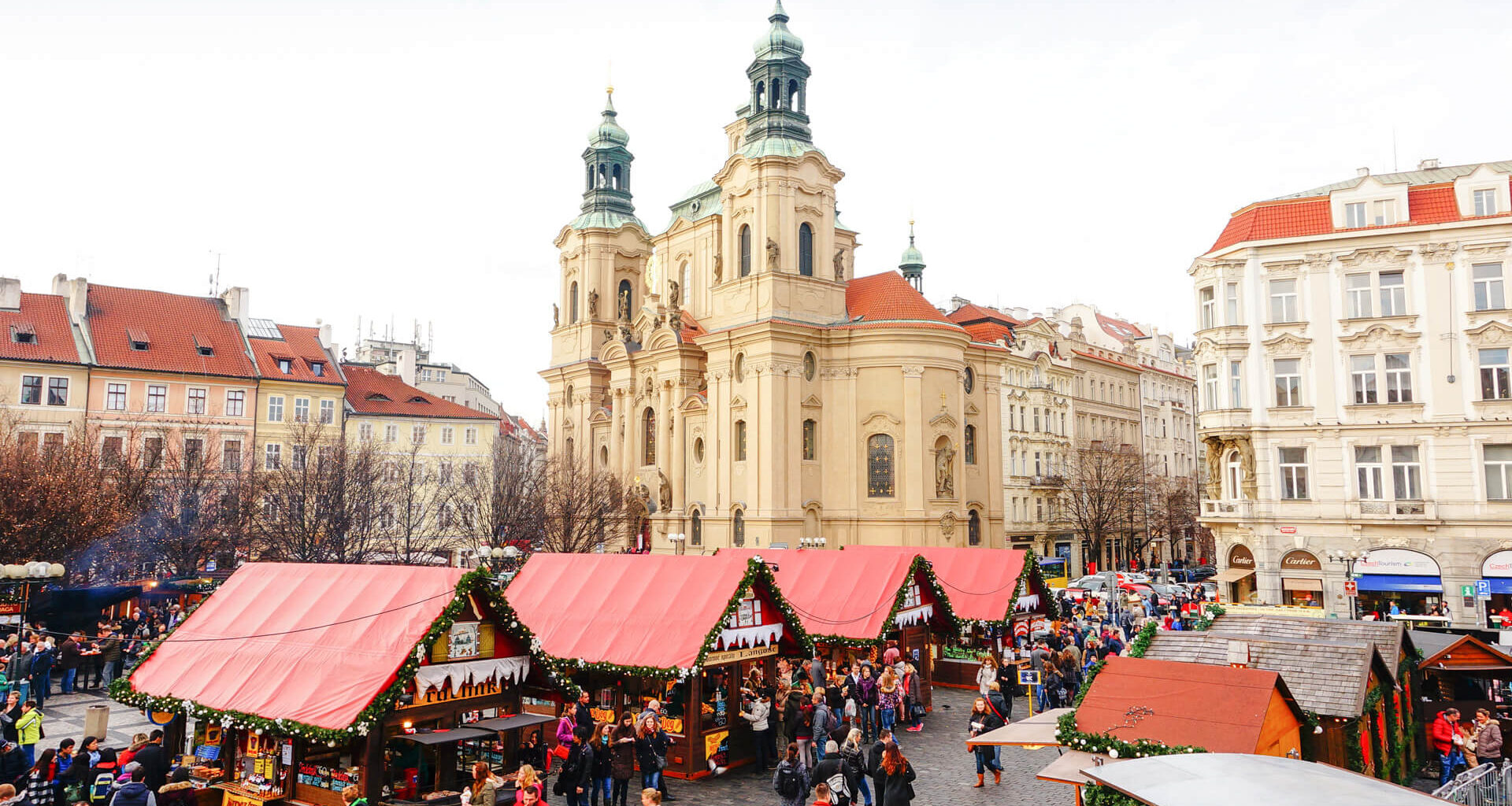 PRAGUE, CZECH REPUBLIC - DECEMBER 19,2015: Atmosphere of beautiful Christmas market at Old Town Square (Staromestske namesti).