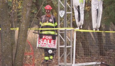Disturbing display of hanging politicians sparks concerns in rural Manitoba