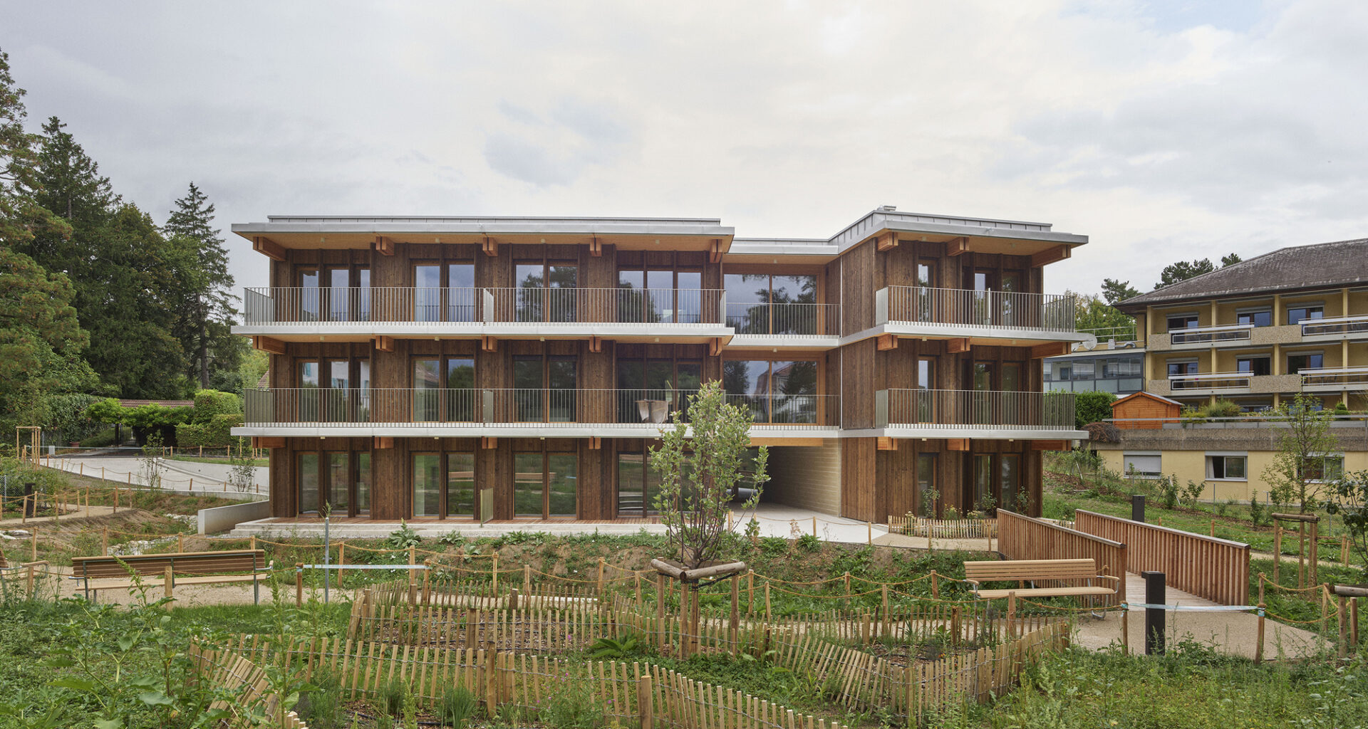 A Home for Seniors / acau architecture