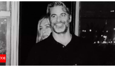 'Happy birthday my love': Jennifer Aniston confirms her romance with Jim Curtis on Instagram |