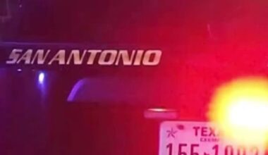 4 hospitalized after North Side Halloween party shooting