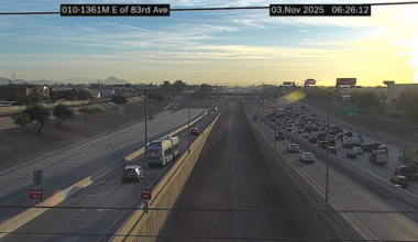 Traffic briefly stopped on I-10 in west Phoenix for wrong-way bus