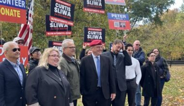 In CD-30 Alicia has had it with Phil