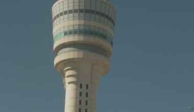 Houston's Bush, Hobby airports on FAA list cutting flights among government shutdown