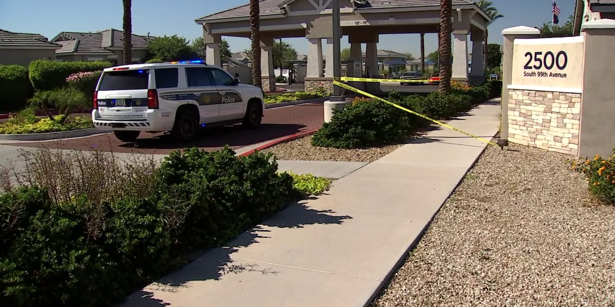 Suspect allegedly shoots man, turns gun on himself in west Phoenix