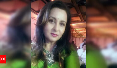 Sulakshana Pandit passes away; Bollywood mourns the loss of a legend; Poonam Dhillon pays heartfelt tribute | Hindi Movie News