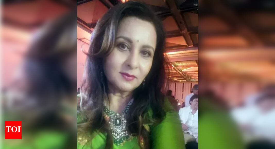 Sulakshana Pandit passes away; Bollywood mourns the loss of a legend; Poonam Dhillon pays heartfelt tribute | Hindi Movie News
