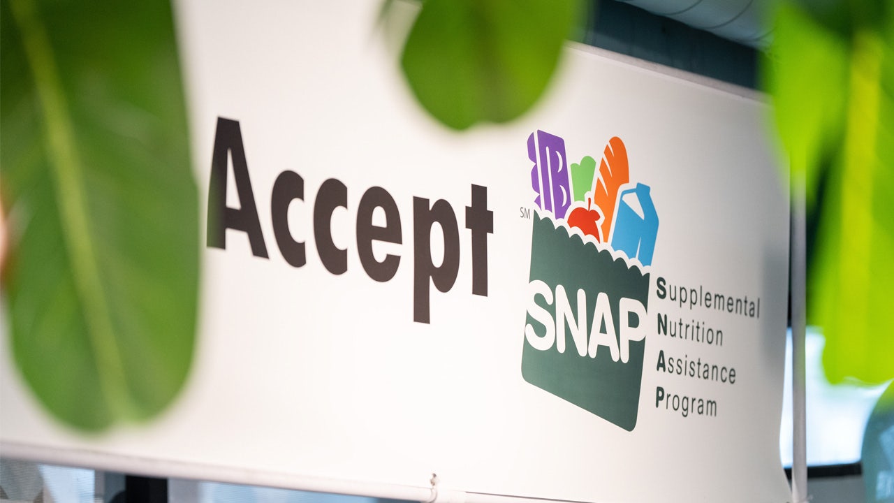 SNAP payments begin arriving today in New York: Gov. Hochul