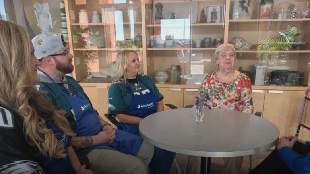 How a cornea transplant brought 2 families together for first time in Philadelphia