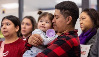 Suburban Chicago dad and toddler headed to store says they were pepper-sprayed by federal agents
