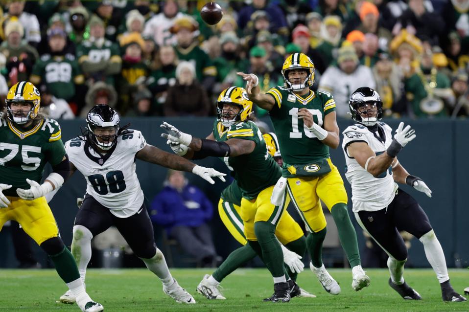 Eagles Packers Football