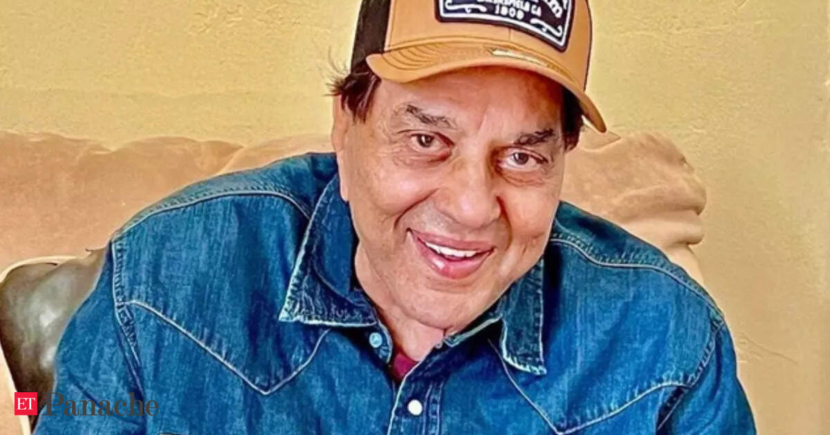 Dharmendra's daughter Esha Deol denies veteran actor's death reports and gives his health update