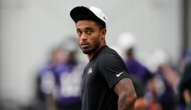 Source: Eagles' Jaire Alexander, 28, stepping away from NFL