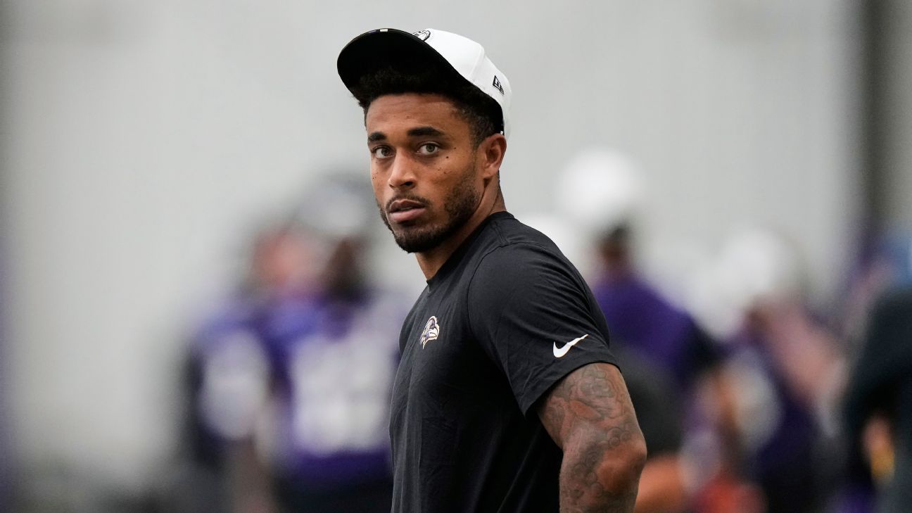Source: Eagles' Jaire Alexander, 28, stepping away from NFL