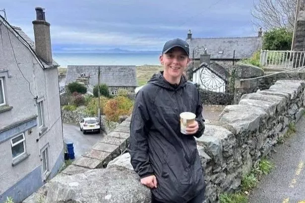 Elissa Hubbard, from Rhyl, gambled away all the money she and her new wife were given as wedding gifts for their wedding day whilst sat in a hotel lobby. 