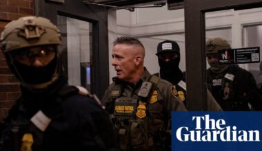 Judge orders release of hundreds arrested during Chicago immigration raids | Chicago