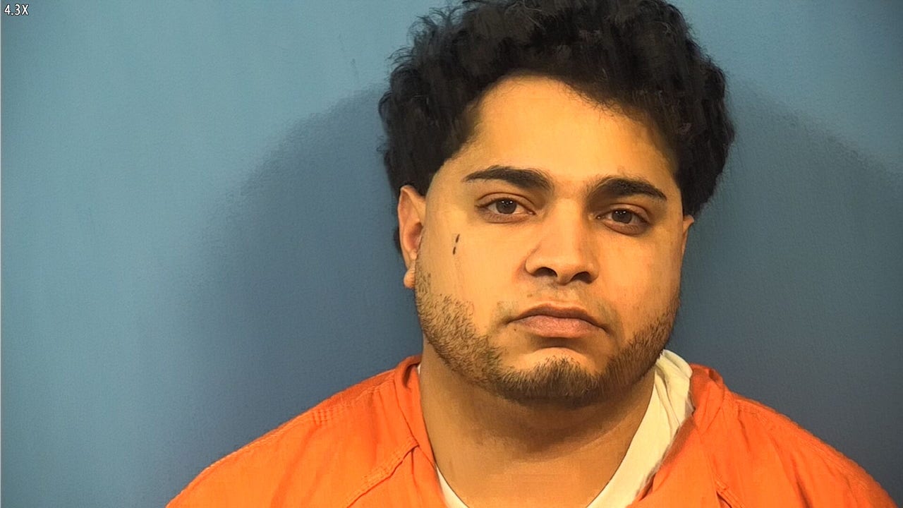 Chicago man led police on high-speed chase with 4-year-old in car: prosecutors