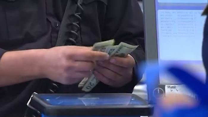 San Antonio residents turn to side jobs to keep up with rising costs