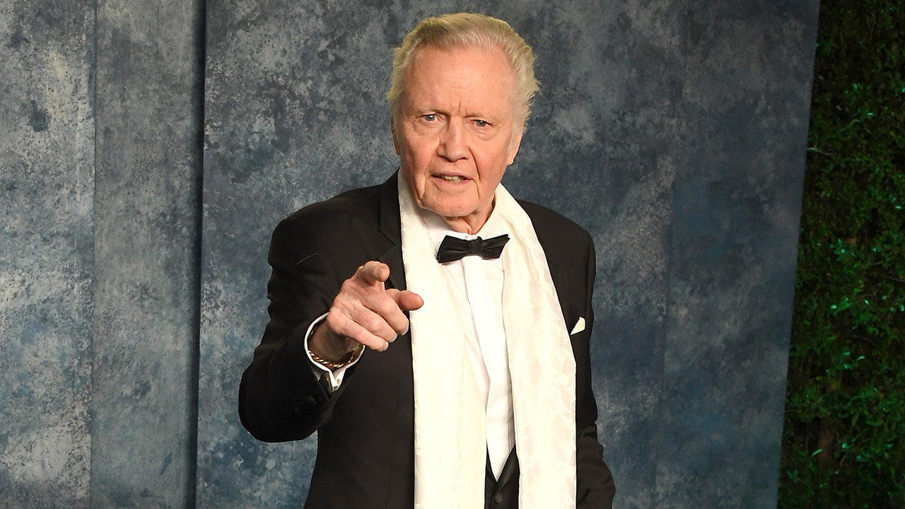 Jon Voight warns NYC mayor-elect Zohran Mamdani poses threat to city
