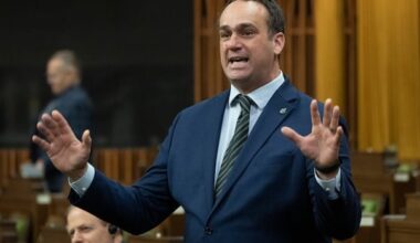 Liberals 'ready for an election' if budget vote fails, says government whip