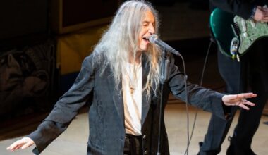 Patti Smith performs ‘Horses’ in LA for classic album’s 50th anniversary – Orange County Register