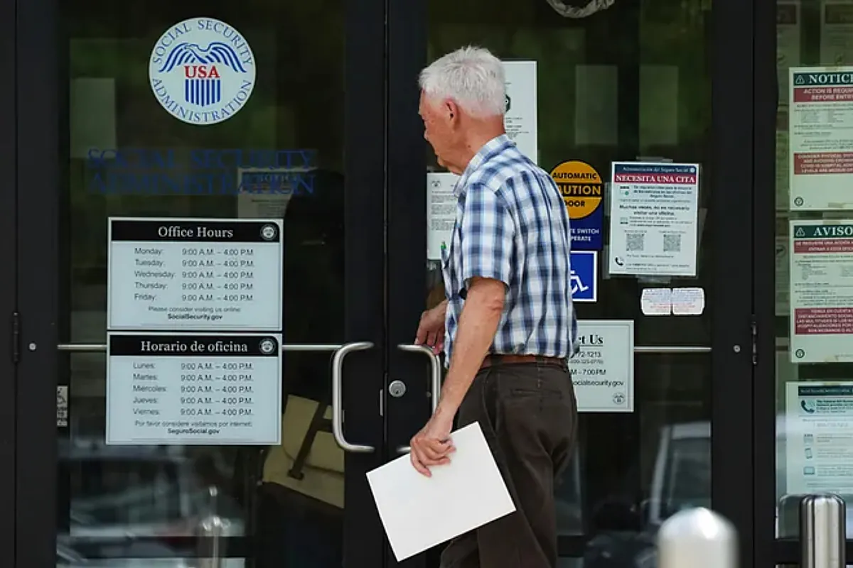 Social Security payments sent out today, November 19, 2025: Here's who gets a check - MARCA